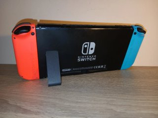 Nintendo Switch + funda precio negociable