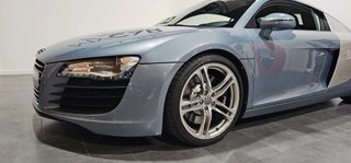 AUDI R8 4.2 FSI quattro R tronic