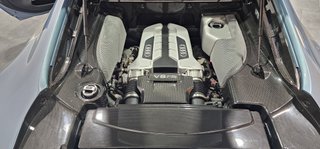 AUDI R8 4.2 FSI quattro R tronic