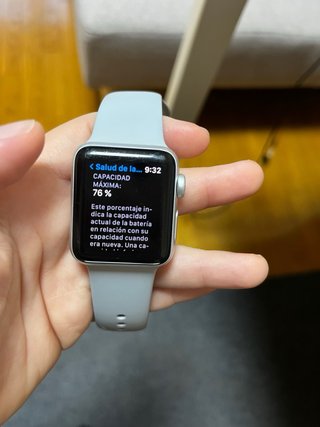 Apple Watch Series 3 38mm Plata - 76% batería
