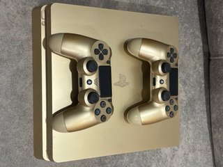 PS4 Slim 1TB Dorada (PlayStation 4)