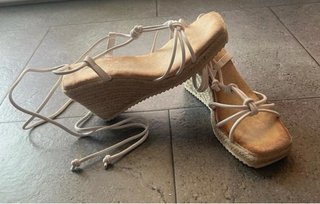 Sandalias cuña romana esparto blancas