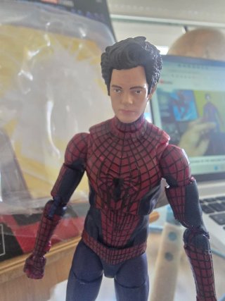 Figura Marvel Legends Spider-Man Andrew Garfield