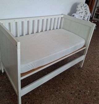 Cuna Sundvik de Ikea