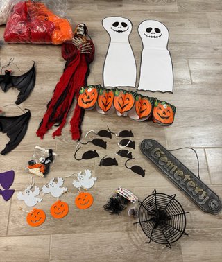 Lote Halloween con maleta vintage