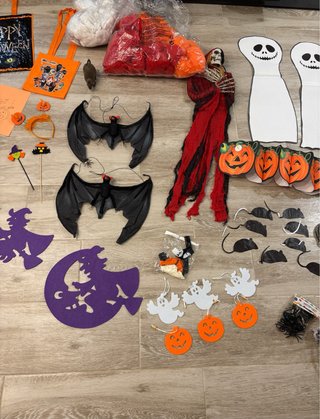 Lote Halloween con maleta vintage