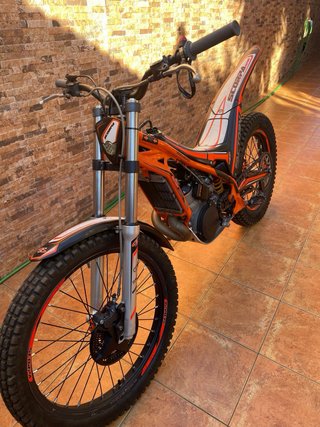 Scorpa twenty 250. Naranja asiento long rider