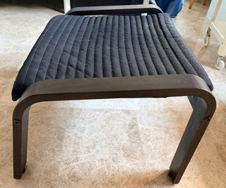 Sillón Ikea con Reposapiés Madera