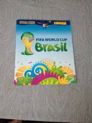Álbum completo sin escritos Panini Brasil 2014