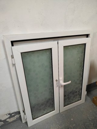 Ventana aluminio abatible