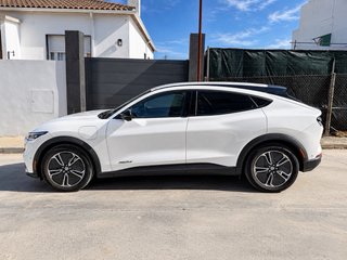 🚘 Ford Mustang Mach-E RWD | 2024 | 39.000 km |