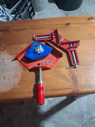 Escuadras de ángulo para carpintería