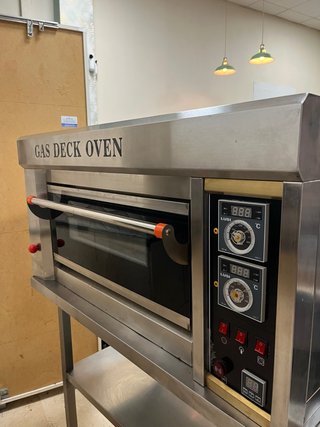 Horno a gas para 4 pizzas