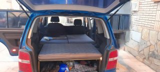 Volkswagen Touran 2004 con módulo camper