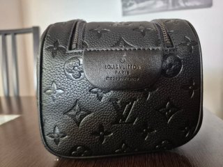Cartera Louis Vuitton Negra/Gris