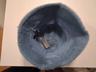 Gorro de Pelo Sintético Azul Parfois