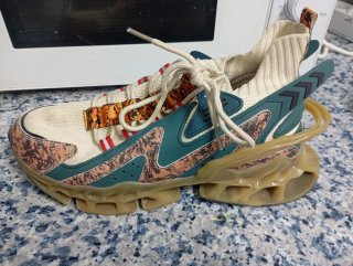 Zapatillas Deportivas Estilo Futurista