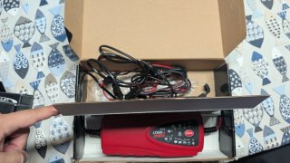 Cargador de Baterías FERVE F-2507 12V - NUEVO
