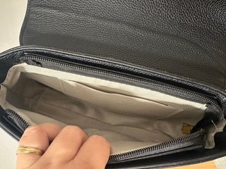 Bolsa tiracolo preta