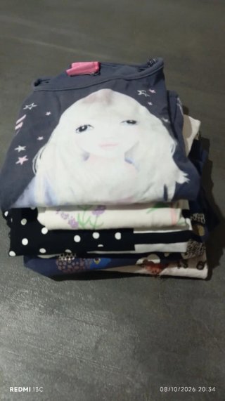 Lote de 5 camisetas para niña