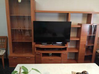 Mueble 6 sillas y 2 sillones y mesa chica