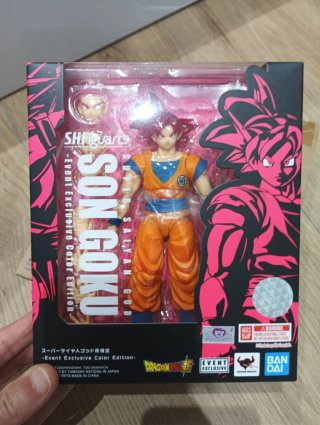 Figura SH Figuarts Goku Super Saiyan God exclusive