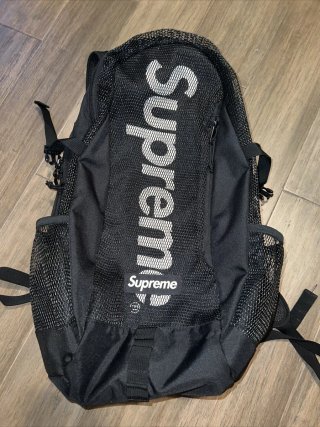 Mochila Supreme Negra