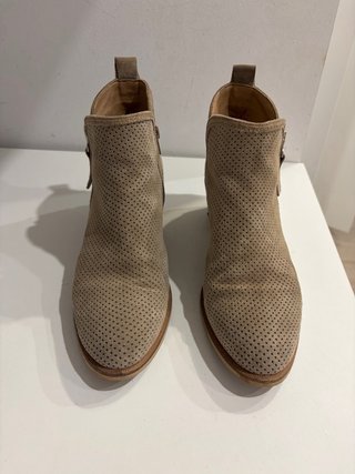 Botines Beige Tipo Ante Talla 39