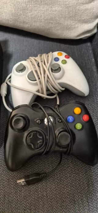 Xbox 360 con U Draw, 2 controller e 10 giochi