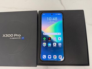 Vivo X300 Pro 12/512GB 99% Condizioni