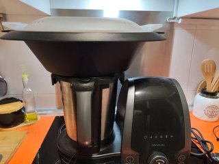Robot de cocina Cecotec Mambo 8090