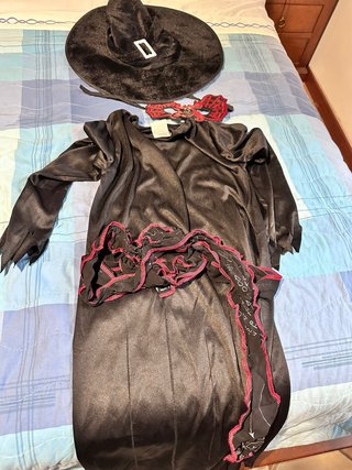 Vestito da strega nero con maschera