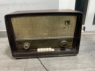 Radio Antigua Philips