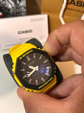 Reloj Casio G-Shock Amarillo y Negro