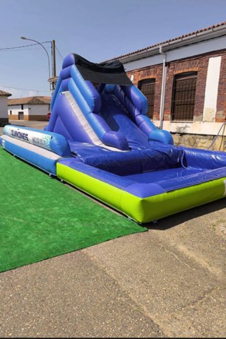 Castillo Hinchable con Tobogán