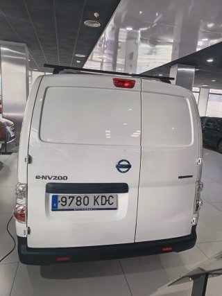Nissan NV200 2024