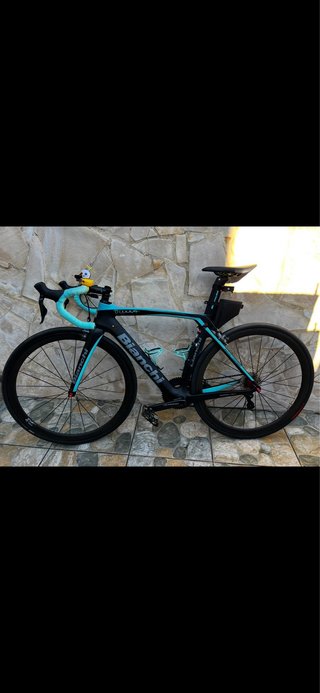 Bicicleta Bianchi Oltre XR4 Carbono