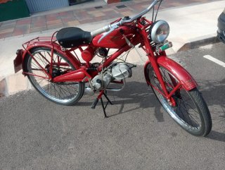 Moto Guzzi 65cc Roja