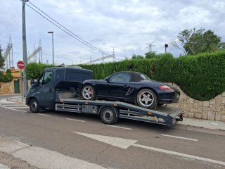 Servicio de transporte grúa coche.