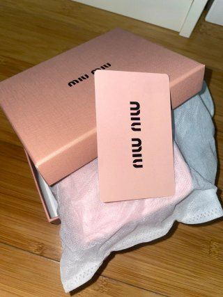 Monedero Miu Miu Rosa