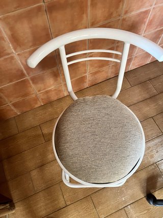 Taburete de cocina blanco y beige