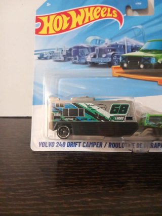 Hot Wheels Volvo 240 Drift Camper