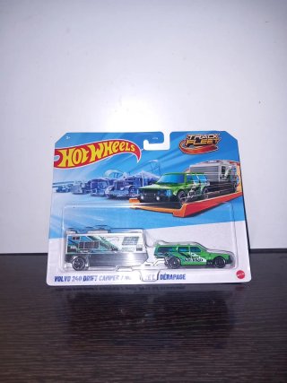 Hot Wheels Volvo 240 Drift Camper