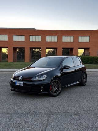 Volkswagen Golf MK6 GTI 35 Aniversario