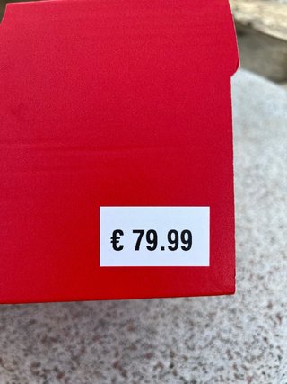 Zapatillas Nike Blancas y Rojas