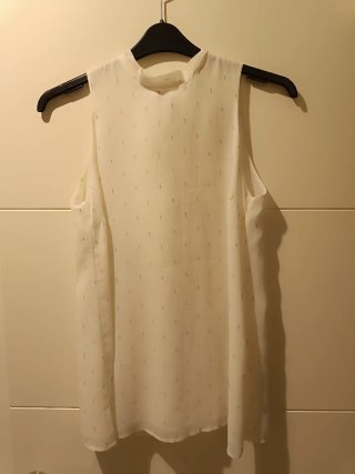 Blusa Blanca Sin Mangas