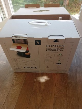 Macchina da caffè Nespresso Vertuo Pop Bianca Nuova