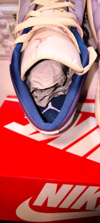 Nike Jordan 1 Low Rosa y Morado