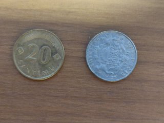 2 Monedas de Letonia