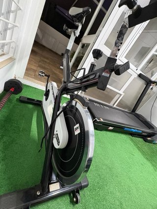 Bicicleta Estática BH Fitness